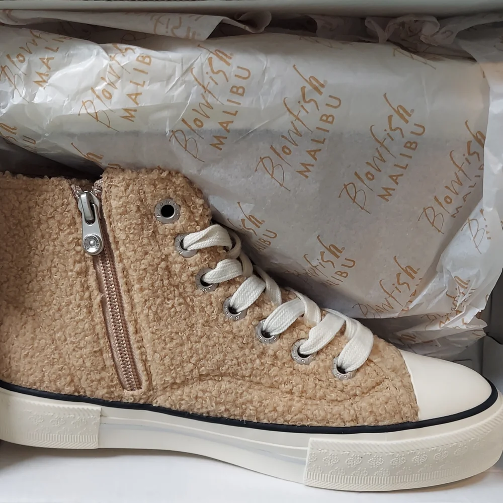Blowfish Malibu Neutral Tan High-Top Sneakers Women's Size 6.5 NWT Textile